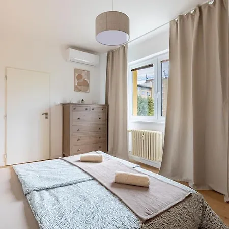 Sunny With Stunning View Apartment Bratislava